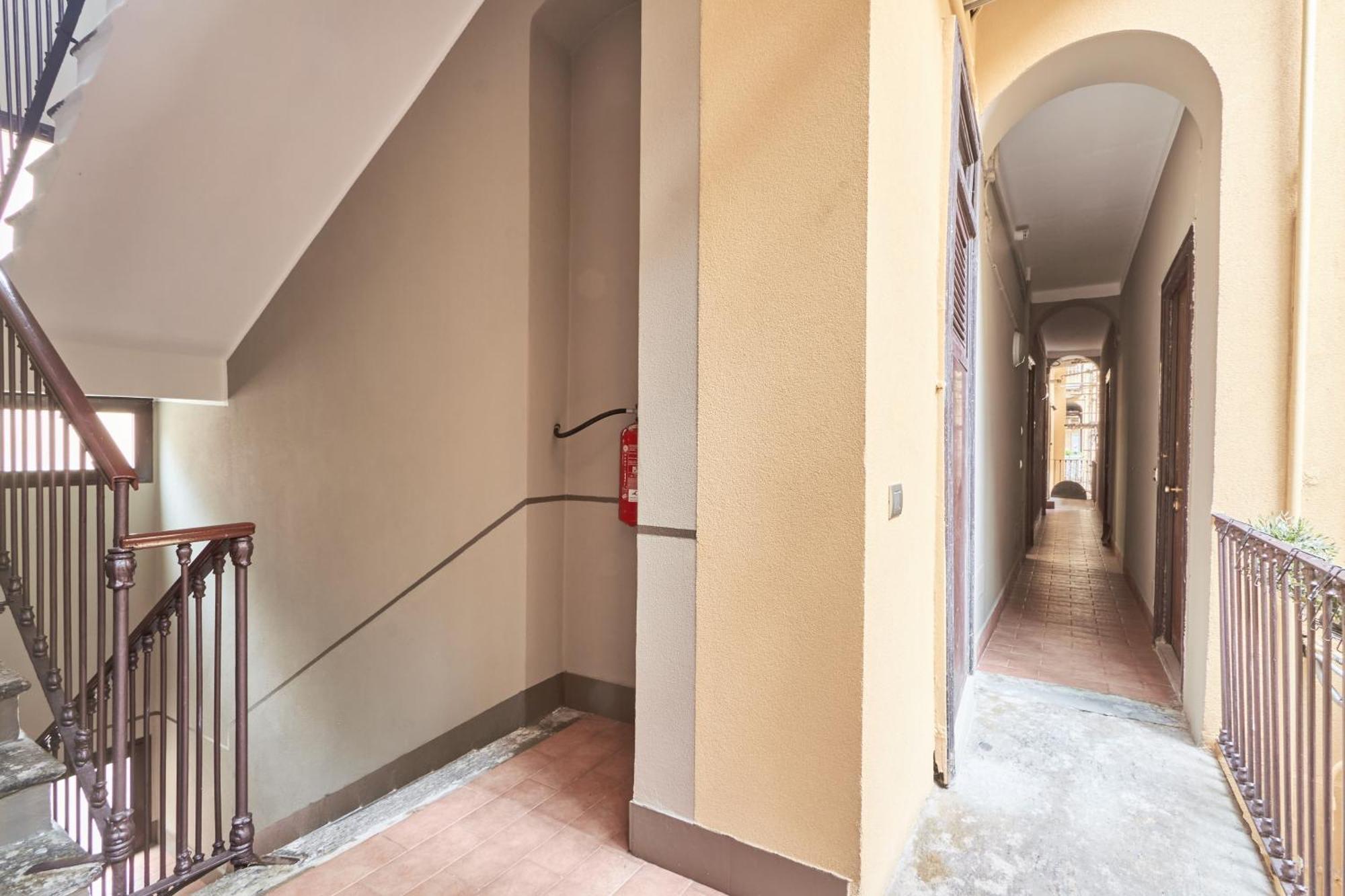 Elegante Minimal Dai Tocchi Botanici Mailand