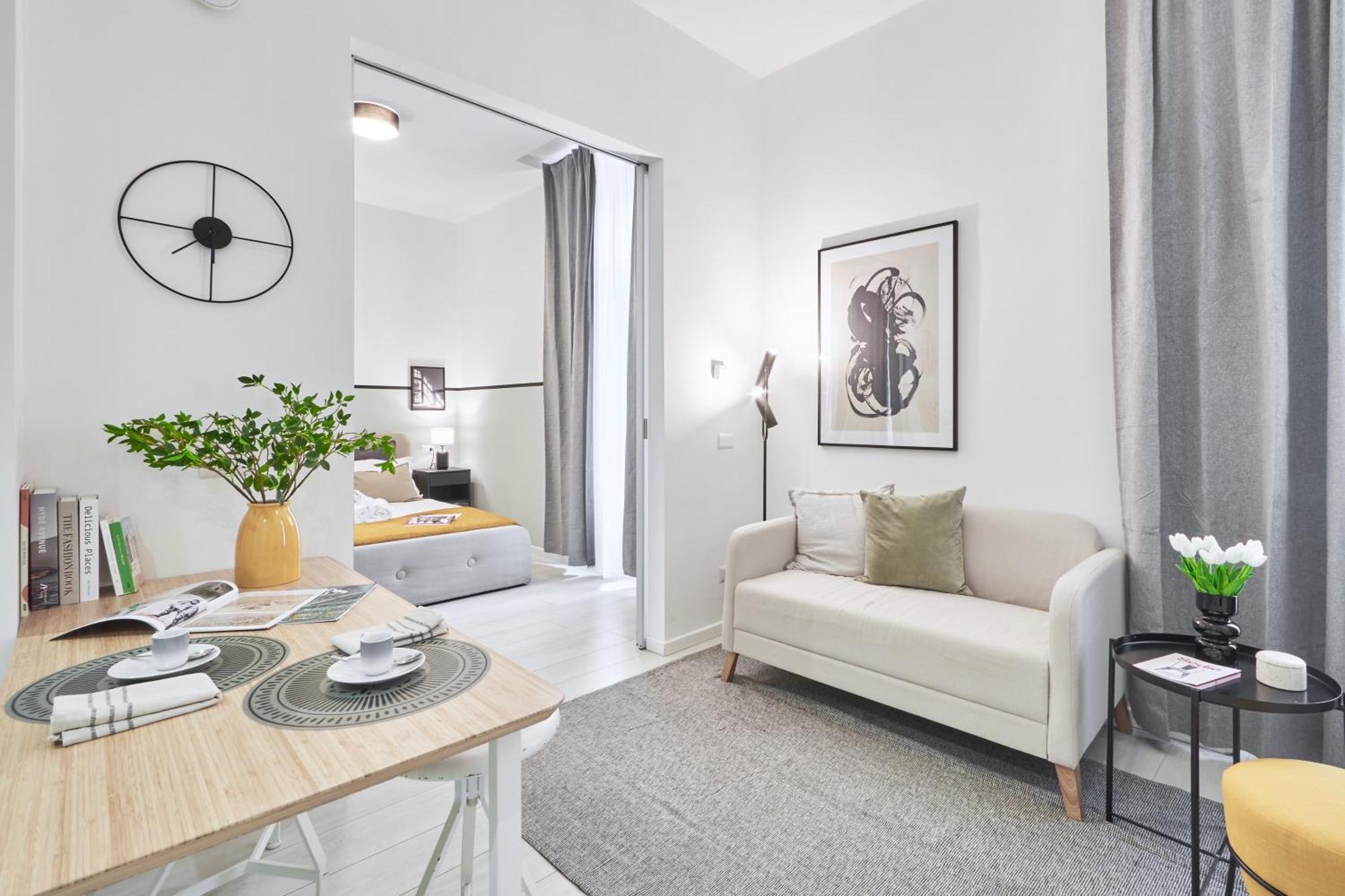 Elegante Minimal Dai Tocchi Botanici * Mailand